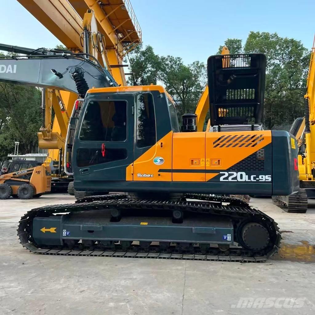 Hyundai 220LC-9S Міні-екскаватори < 7т