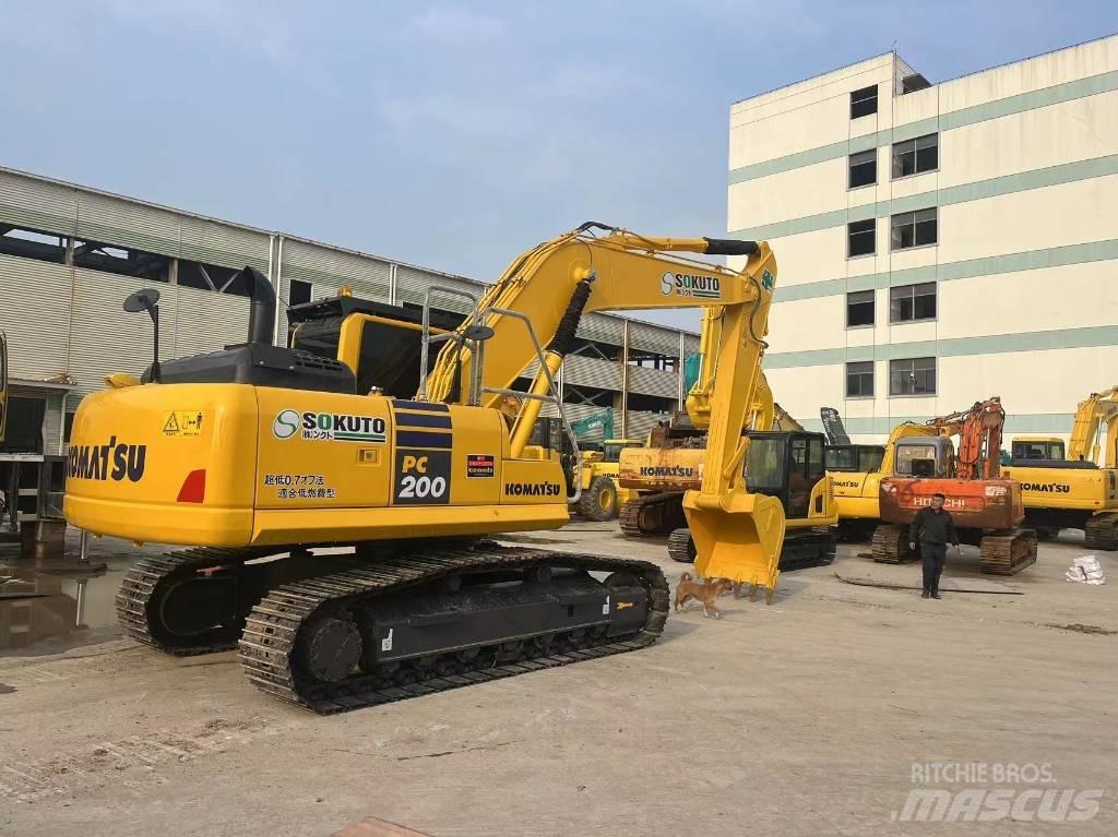 Komatsu PC 200-8N1 Гусеничні екскаватори
