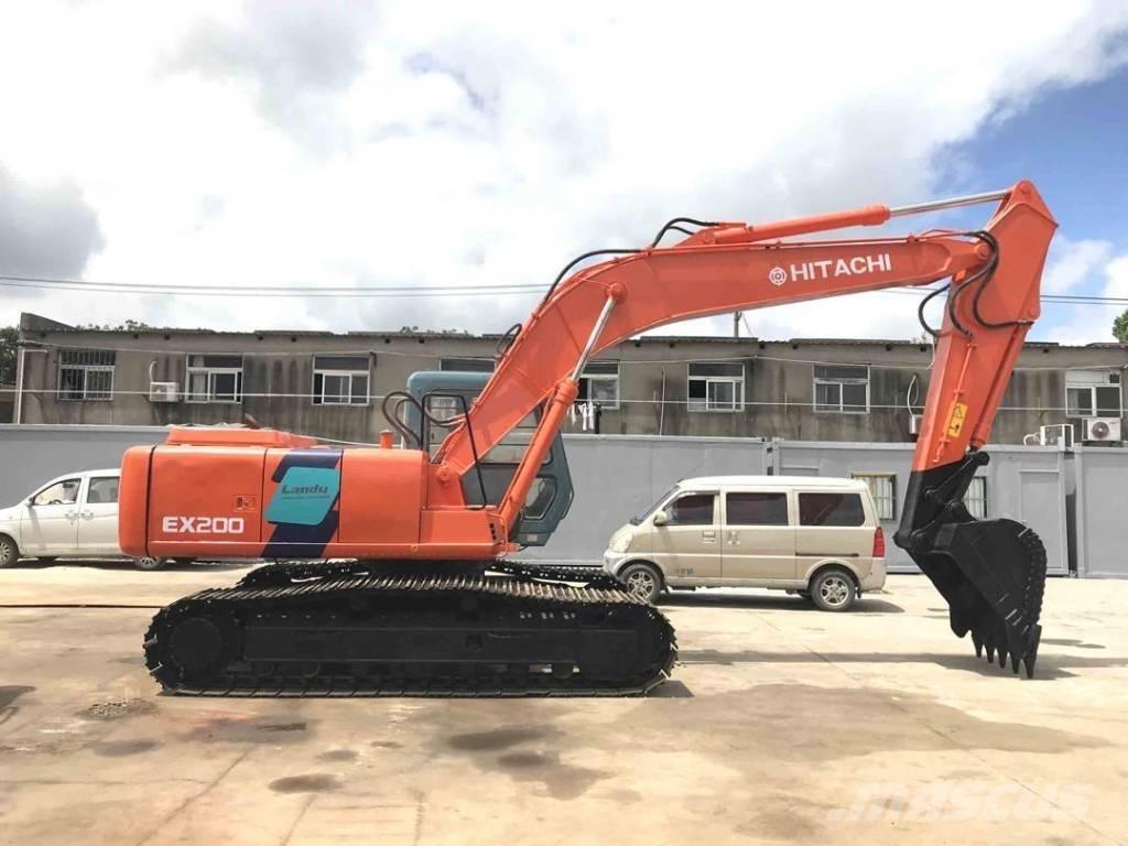Hitachi EX200 Гусеничні екскаватори