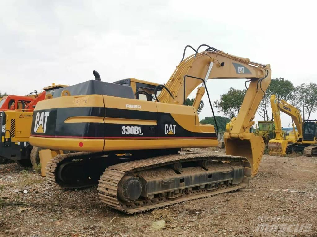 CAT 330BL Гусеничні екскаватори
