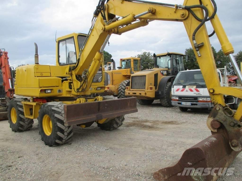 Komatsu PW 95 Середні екскаватори 7т. - 12т.