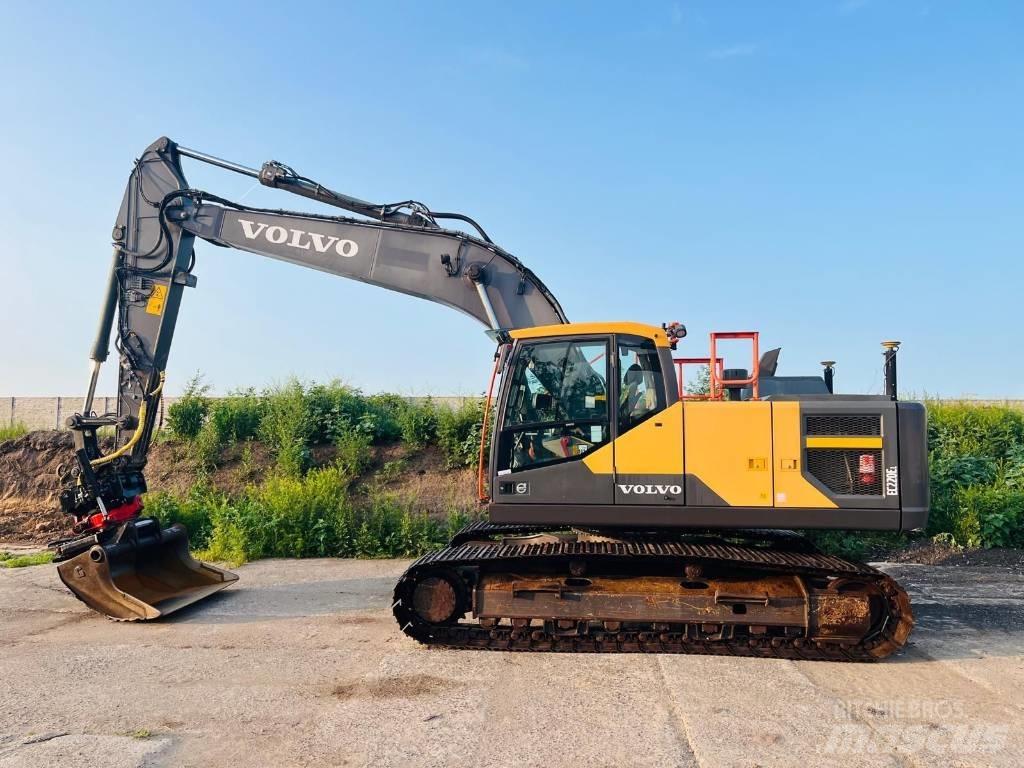 Volvo EC 220 Гусеничні екскаватори