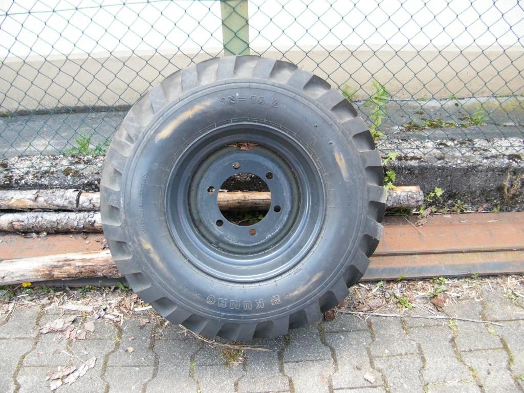 Kumho 12-16,5 Шини