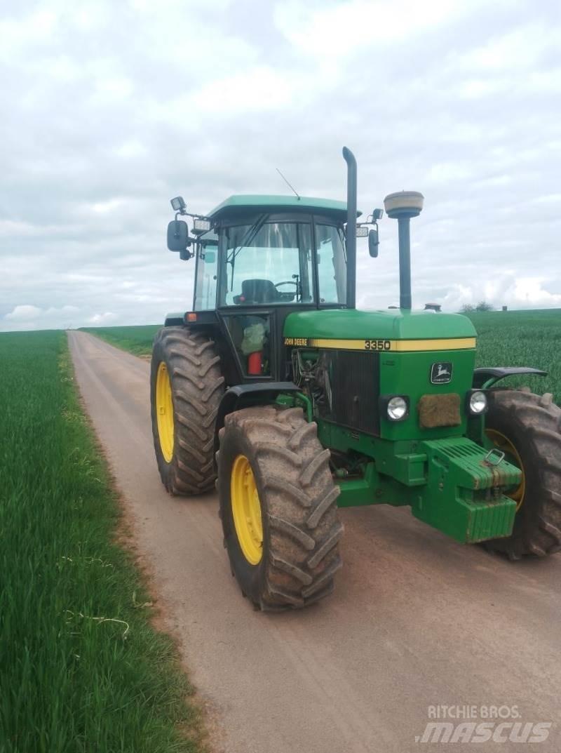 John Deere 3350 Трактори