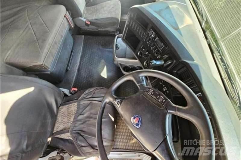 Scania R SERIES Вантажівки / спеціальні