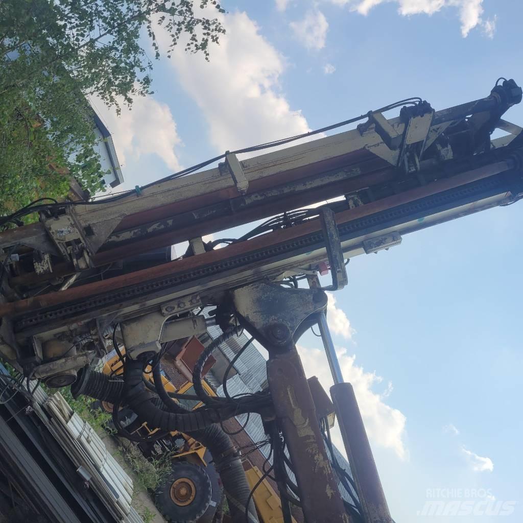 Atlas Copco CM 780 D Свердлильні установки