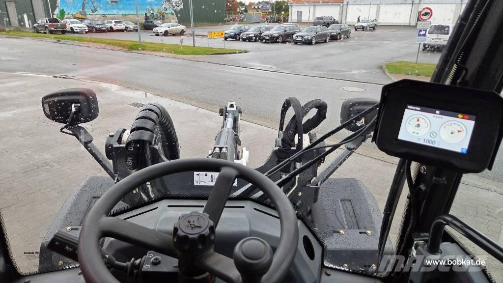 Bobcat L 85 Фронтальні навантажувачі