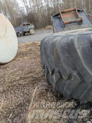Hitachi ZX 140 W-5 Колісні екскаватори