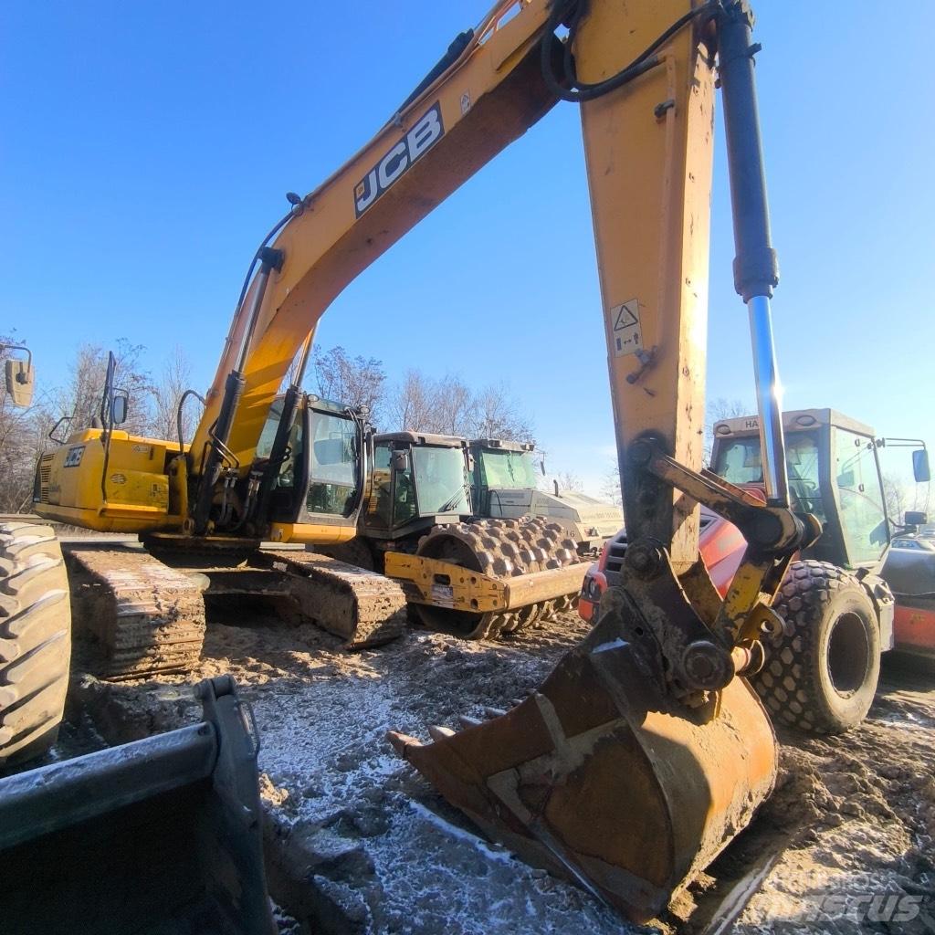 JCB JS300nc Гусеничні екскаватори
