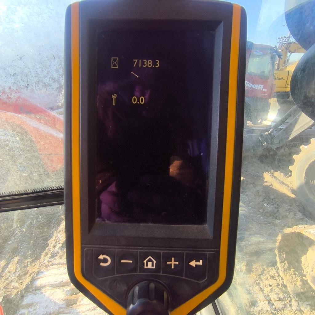 JCB JS300nc Гусеничні екскаватори