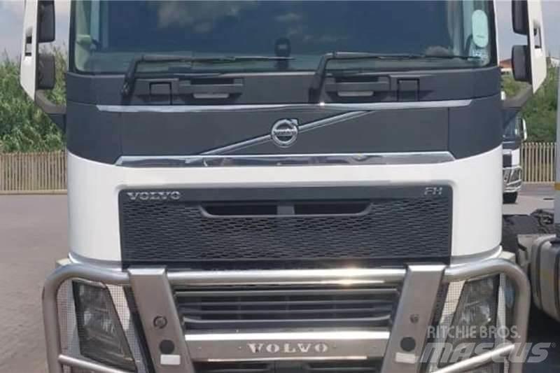 Volvo FH440 Вантажівки / спеціальні