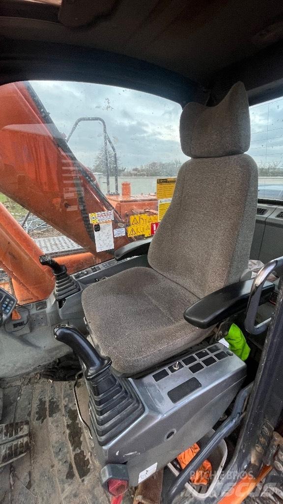 Doosan Dx140 Колісні екскаватори