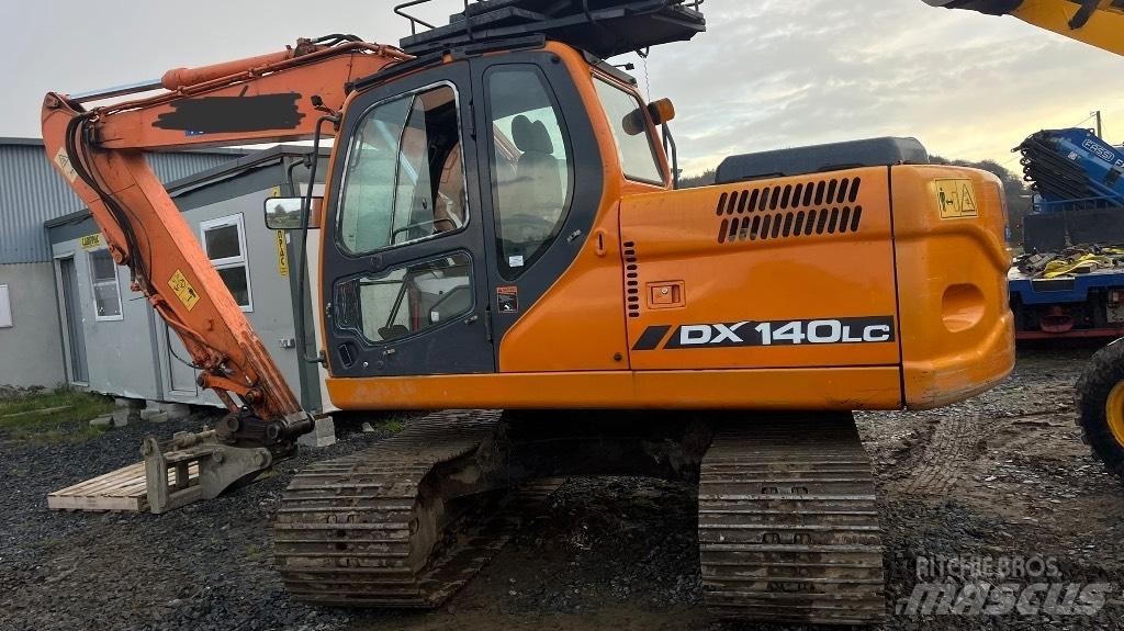 Doosan Dx140 Колісні екскаватори