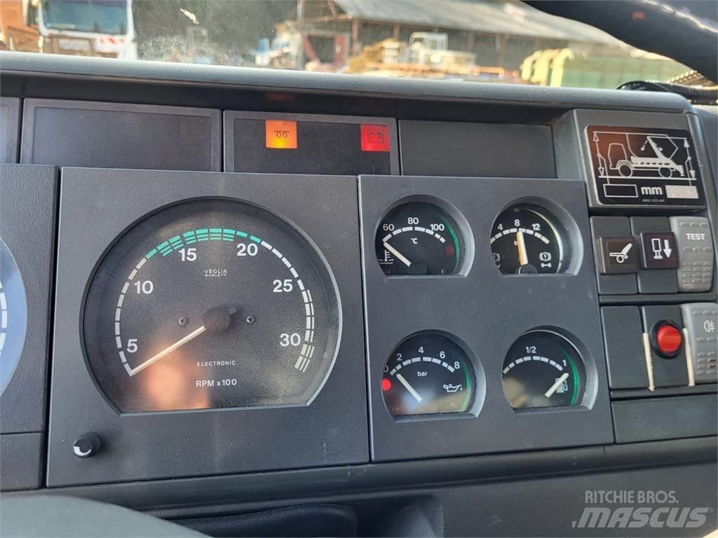 Iveco MAGIRUS 270 Шасі з кабіною