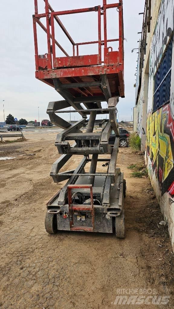 SkyJack SJIIII4626 Ножичні столики