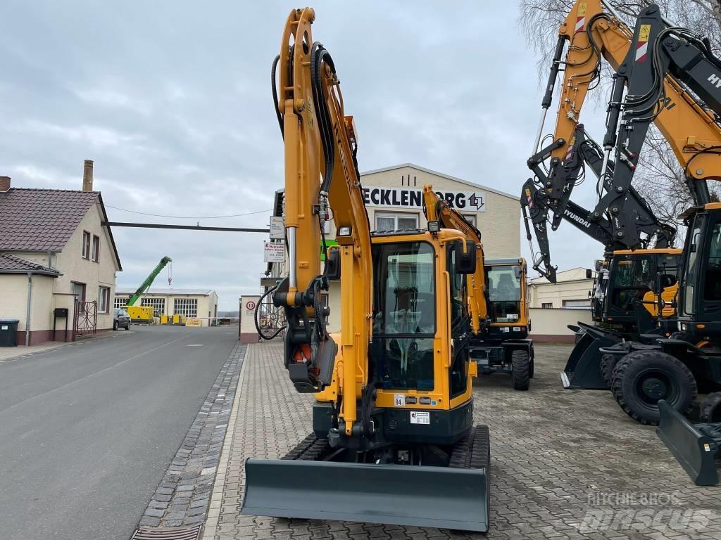 Hyundai R35Z-9A Міні-екскаватори < 7т