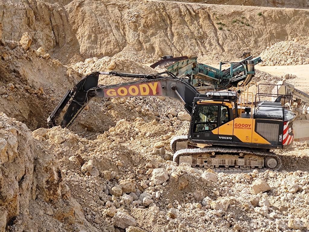 Volvo EC 250 EL Гусеничні екскаватори