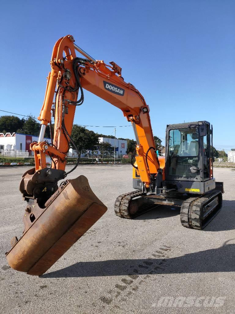 Doosan DX85R-3 Міні-екскаватори < 7т