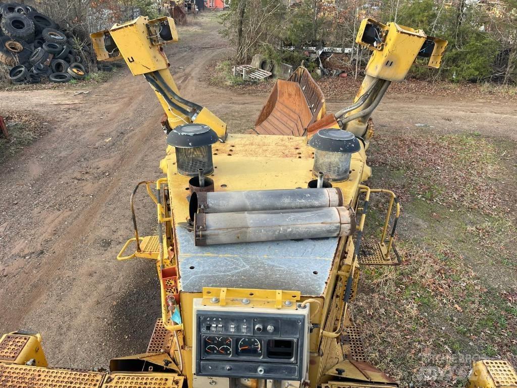CAT D 11 R Гусеничні бульдозери
