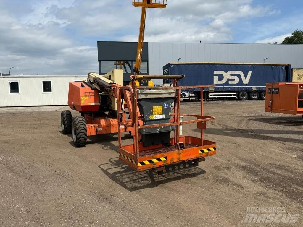 JLG 340 AJ Колінчаті підйомники
