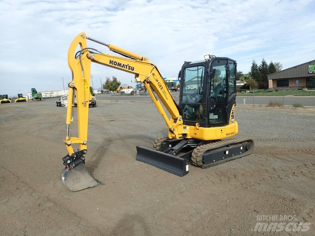 Komatsu PC35MR-5 Міні-екскаватори < 7т
