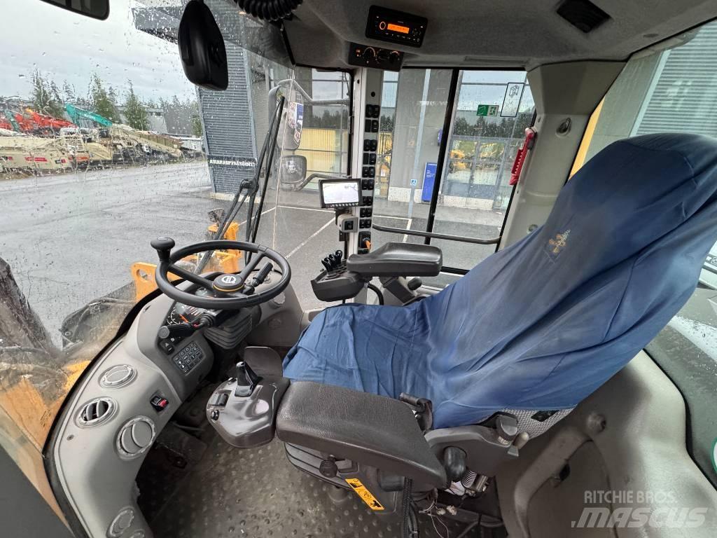 Volvo L 120 H Фронтальні навантажувачі