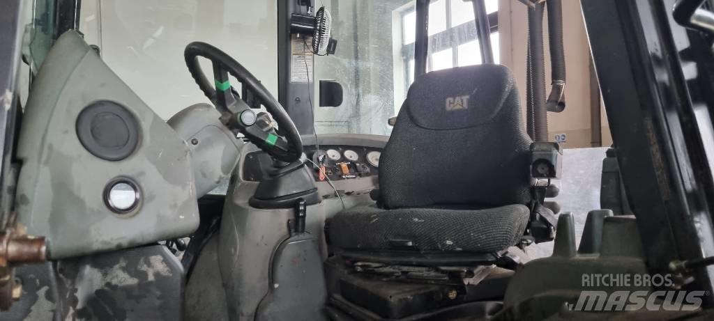 CAT 432D Екскаватори-навантажувачі