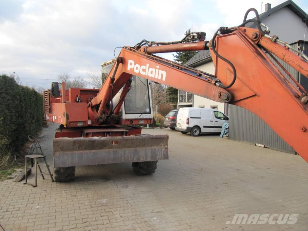 Poclain 82 Колісні екскаватори