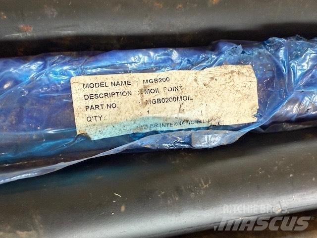 Miller MGB 200 Плуги