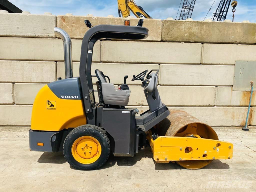 Volvo sd25 Грунтові котки