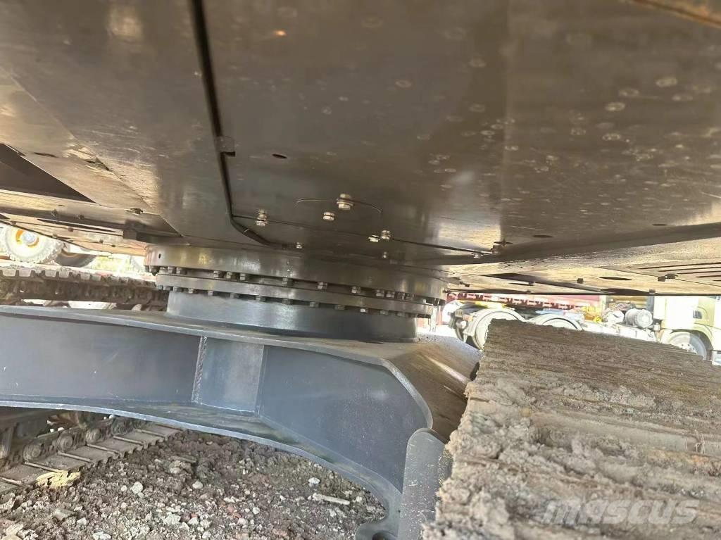 Volvo EC 290 Гусеничні екскаватори