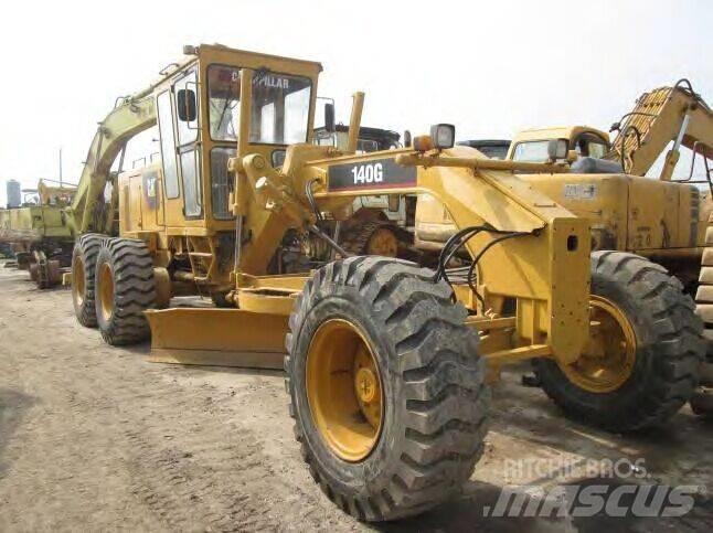 CAT 140 G Грейдери