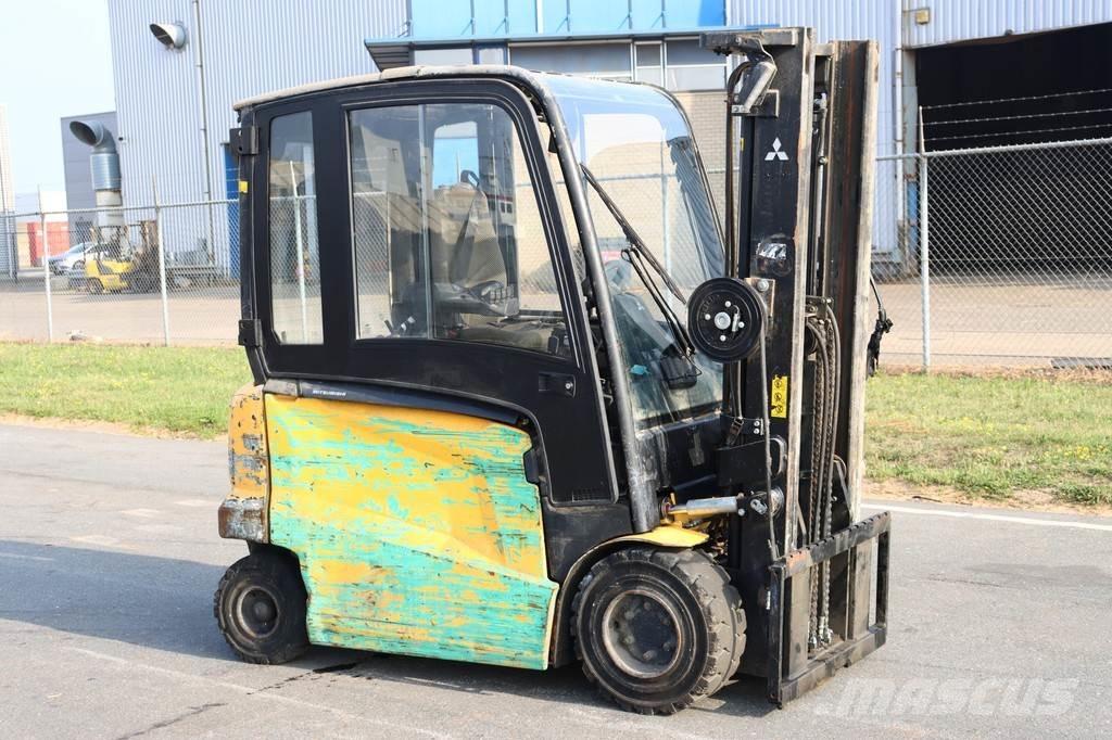 Mitsubishi FB35N Електронавантажувачі