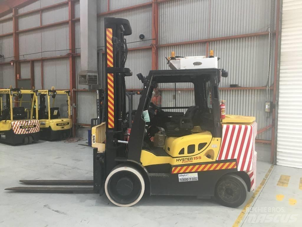 Hyster S155FT Дизельні навантажувачі