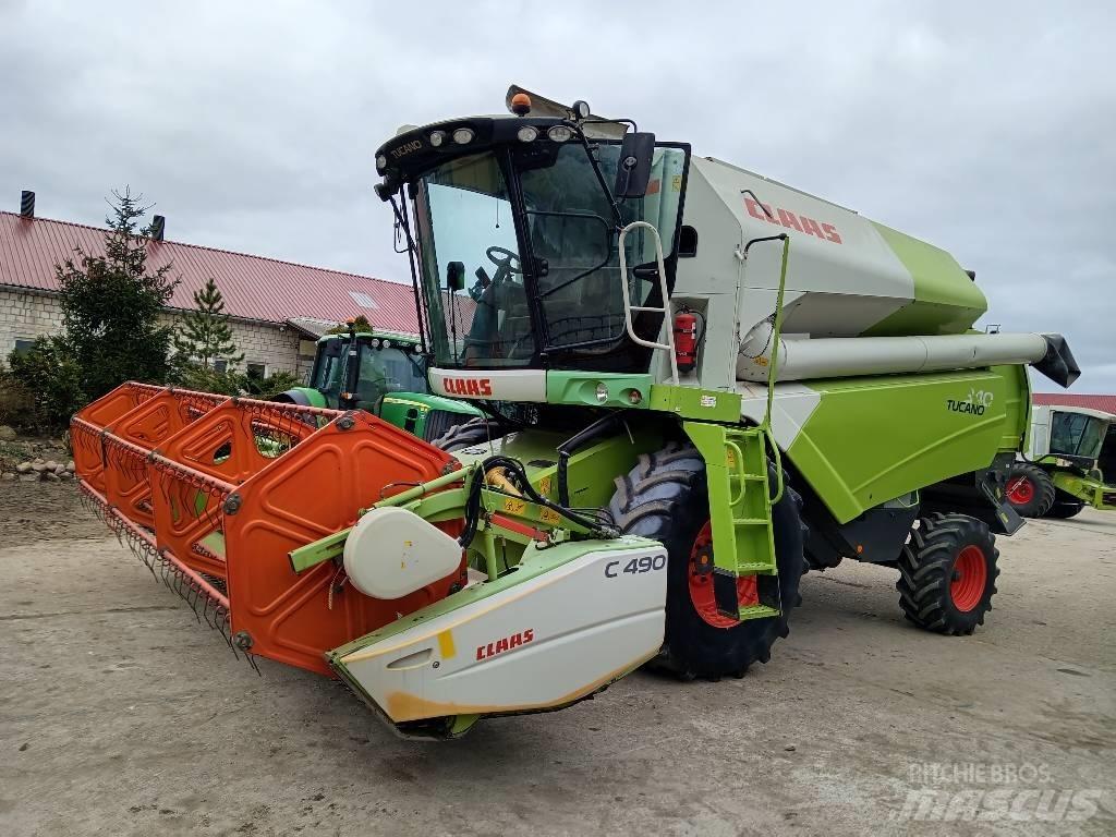 CLAAS Tucano 340 Зернозбиральні комбайни