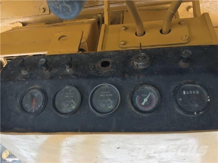 CAT D 7 G Гусеничні бульдозери
