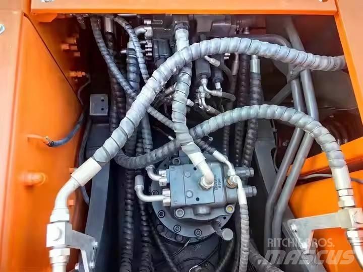 Doosan DH300 Гусеничні екскаватори