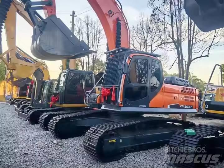 Doosan DH300 Гусеничні екскаватори