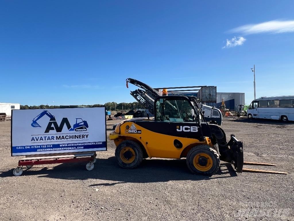 JCB 520-40 Телескопічні навантажувачі