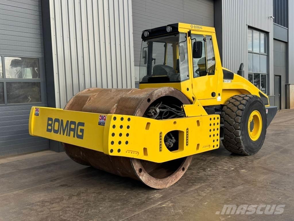 Bomag BW226 Грунтові котки