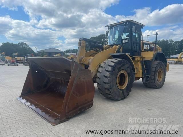 CAT 966 M Фронтальні навантажувачі