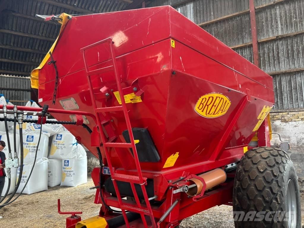 Bredal K 65 Розсіювач мінеральних добрив