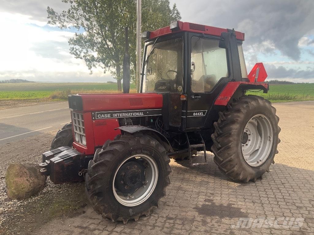 Case IH 844 xla Трактори