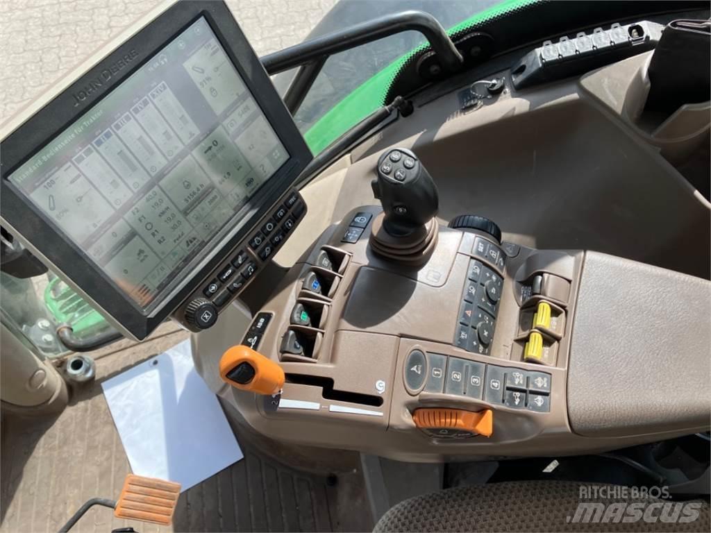 John Deere 6215 R Трактори