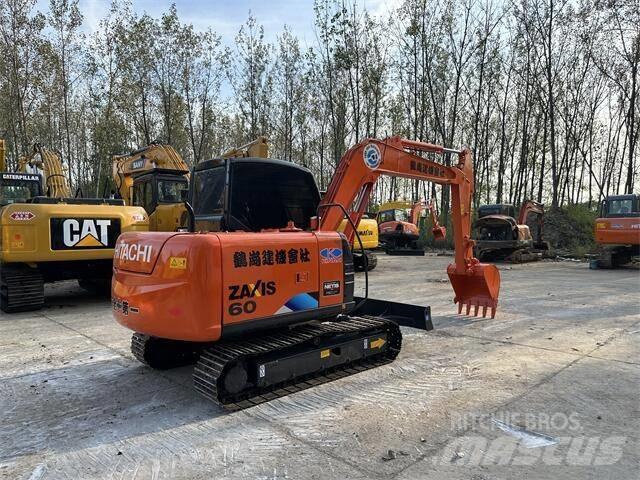 Hitachi ZX60 Гусеничні екскаватори