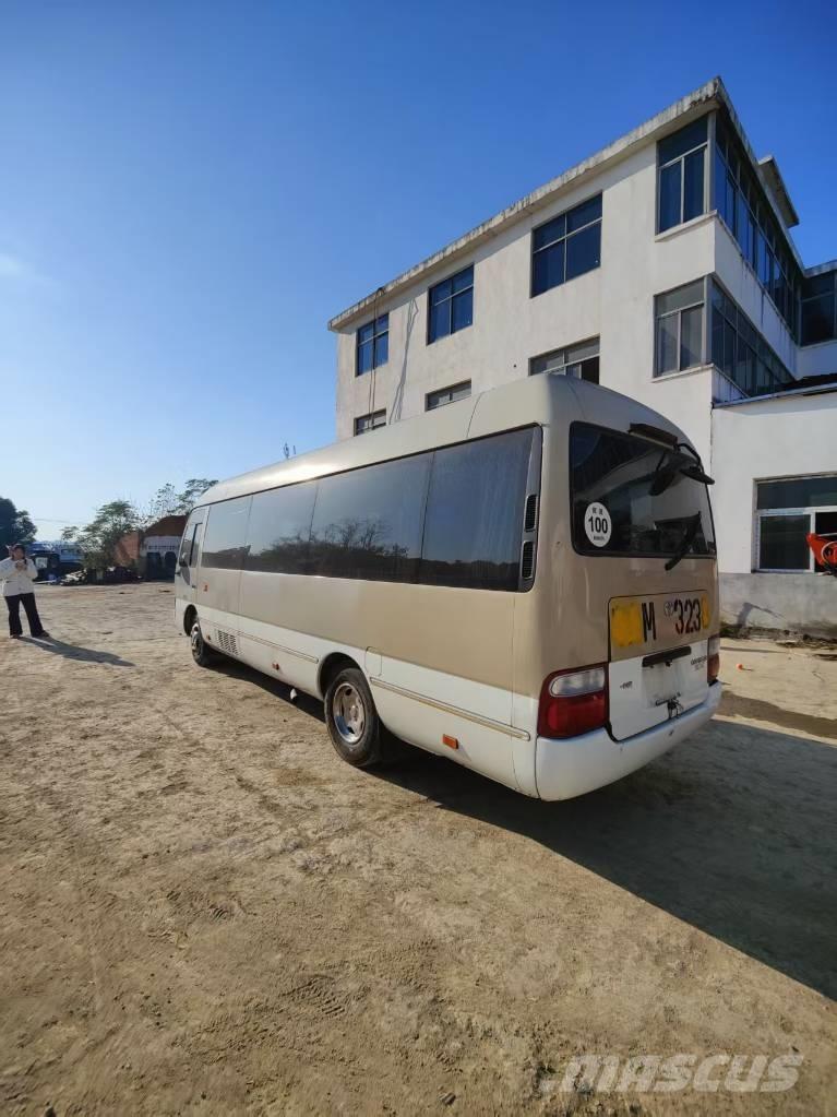 Toyota Coaster Міжміські автобуси