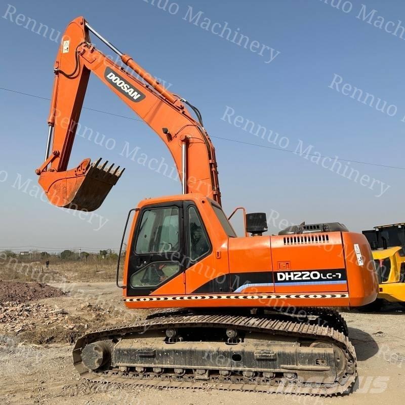 Doosan DH220LC-7 Гусеничні екскаватори