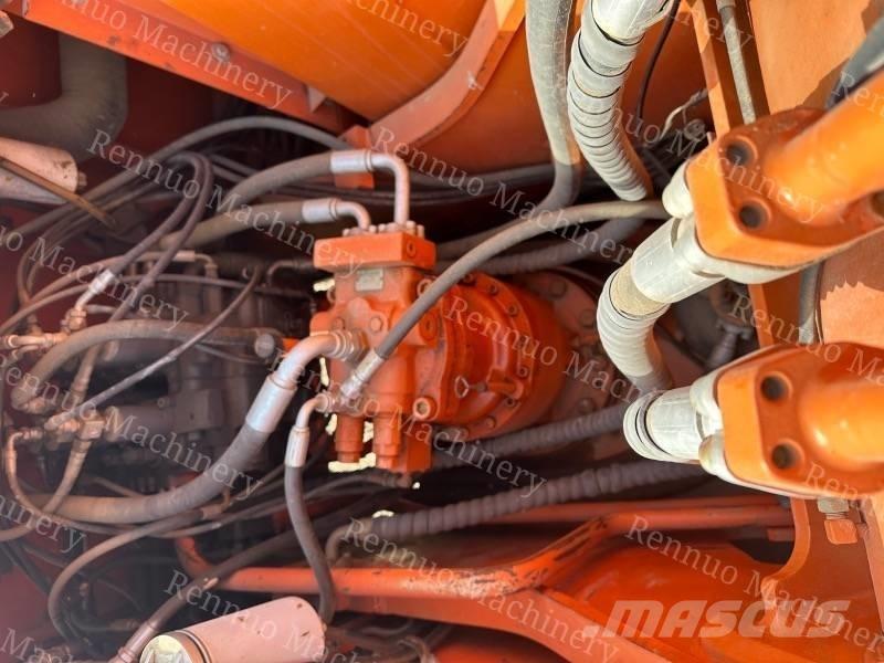 Doosan DH220LC-7 Гусеничні екскаватори