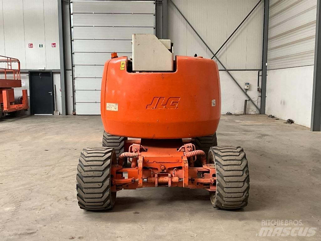 JLG 450 AJ Колінчаті підйомники