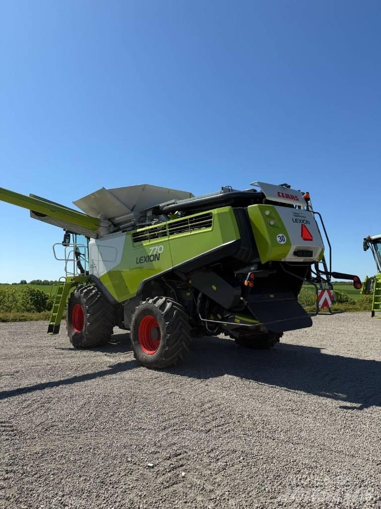 CLAAS 770 Зернозбиральні комбайни